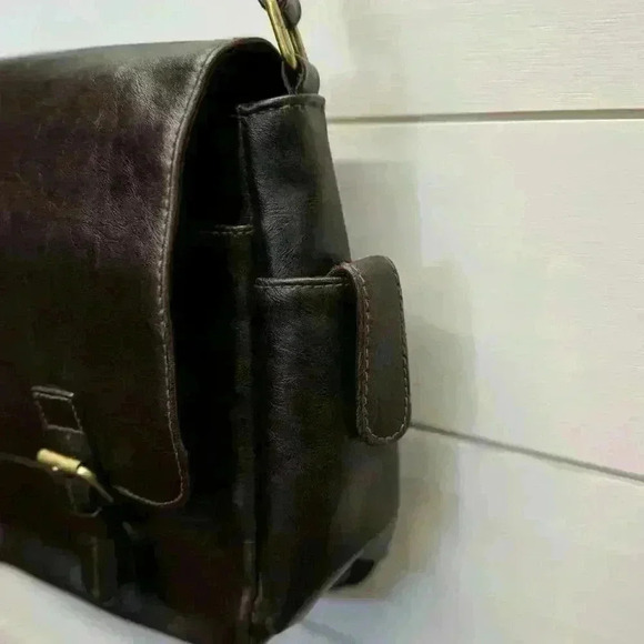 COPY - Messenger Bag Leather Brownish Red Carries up to 16.4" Laptop - Picture 14 of 14